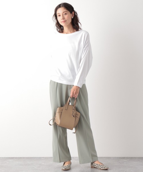 LEPSIM(レプシィム)の「ワイドドレープロンT 895814(Tシャツ/カットソー・レディース・チャコールグレー/オフホワイト/オリーブ/モカ・FREE)」の5枚目の写真