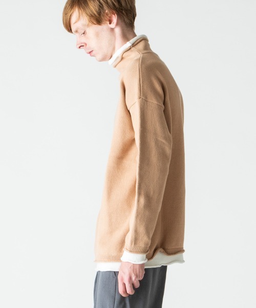 rehacer(レアセル)の「rehacer : Over Size Fake Layerd Knit / オーバーサイズ フェイク レイヤード ニット(ニット/セーター・メンズ・ブラック/ベージュ・MEDIUM/LARGE)」の8枚目の写真