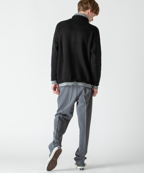 rehacer(レアセル)の「rehacer : Over Size Fake Layerd Knit / オーバーサイズ フェイク レイヤード ニット(ニット/セーター・メンズ・ブラック/ベージュ・MEDIUM/LARGE)」の4枚目の写真