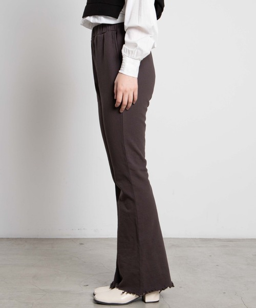 WEGO(ウィゴー)の「WEGO/ダメージフレアパンツ(スラックス・レディース・スミクロ・FREE)」の6枚目の写真