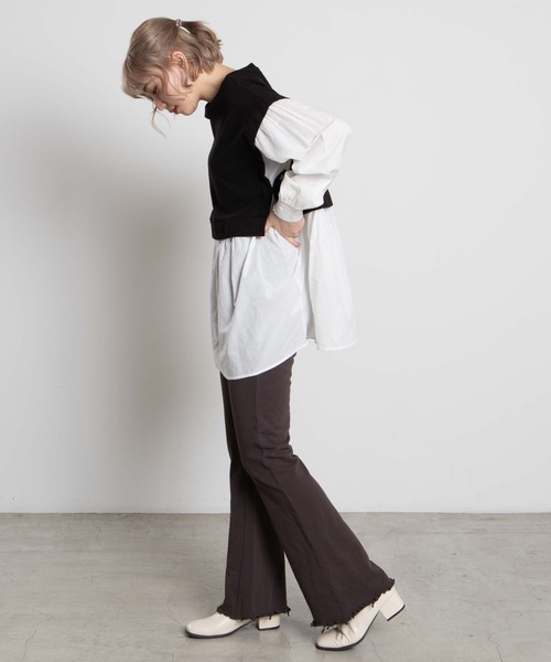 WEGO(ウィゴー)の「WEGO/ダメージフレアパンツ(スラックス・レディース・スミクロ・FREE)」の4枚目の写真