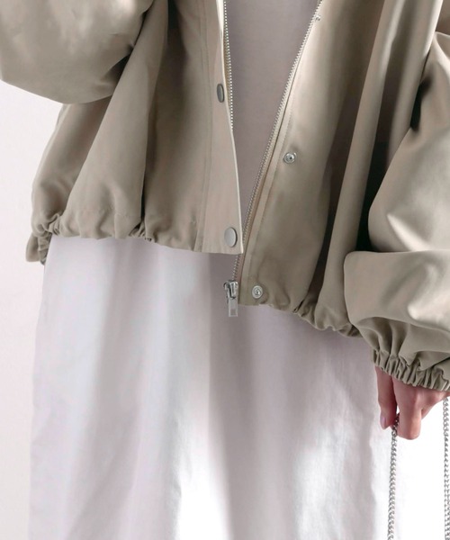 classicalelf(クラシカルエルフ)の「ぽってり袖の愛されシルエット。春まで使えるミドル丈ボリュームスリーブマウンテンパーカー(マウンテンパーカー・レディース・ブラック/ベージュ/カーキ/ピンク/キャメル/グリーン・MEDIUM/LARGE/X-LARGE)」の19枚目の写真
