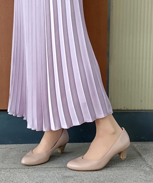 grove（グローブ）の「やわここち（Ｒ）Ｖカットパンプス５５（パンプス・レディース・サックスブルー系3/アイボリー系4/ベージュ系3/ブラック・30/35/45/50/25/40/20）」の3枚目の写真