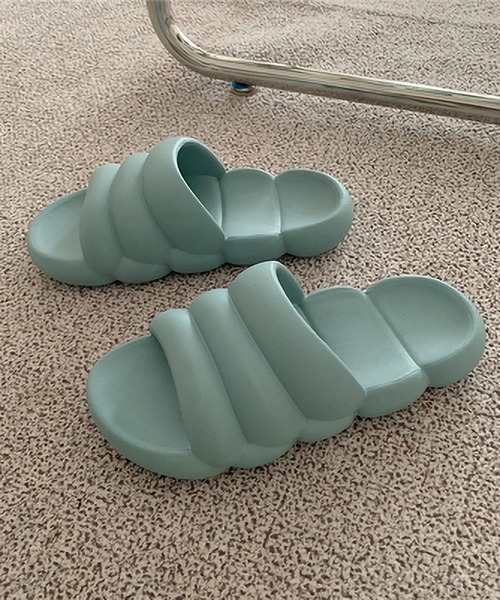 FREE BLUES(フリーブルース)の「やわらかシャワースリッパ 厚底(ルームシューズ/スリッパ・レディース・アイボリー/イエロー/ブラック/ピンク/グリーン/ダークグリーン/ブルー・S/L/M)」の22枚目の写真