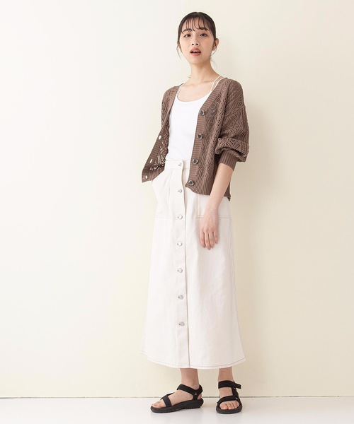 INNOCENT BLUE（イノセントブルー）の「【innocent blue/イノセントブルー】透かし柄  かぎ針編　Ｖネックカーデガン　ボリュームスリーブ　ドロップショルダー（カーディガン/ボレロ・レディース・ブルー/ライトグリーン/アイボリー/ブラック/ライトブラウン/ライトベージュ・MEDIUM）」の20枚目の写真