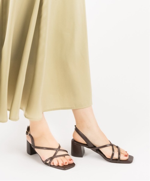 RANDA(ランダ)の「クロスストラップスクエアトゥサンダル(サンダル・レディース・ブラウン/クリーム/ミント/ブラック・SS/S/M/L/LL)」の16枚目の写真