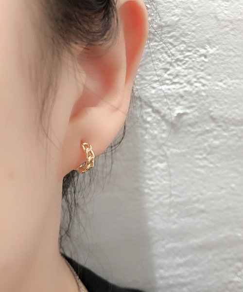 florist（フローリスト）の「【6種展開】小ぶりフープピアス（ピアス（両耳用）・レディース・ゴールド系その他2/シルバー系その他2/ゴールド系その他3/シルバー系その他3/ゴールド系その他4/シルバー系その他4/ゴールド系その他5/シルバー系その他5/ゴールド系その他6/シルバー系その他6/シルバー系その他7/ゴールド系その他7・FREE）」の9枚目の写真