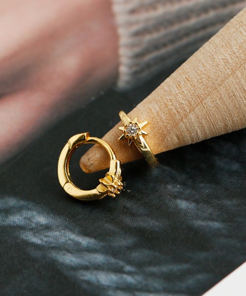 florist（フローリスト）の「【6種展開】小ぶりフープピアス（ピアス（両耳用）・レディース・ゴールド系その他2/シルバー系その他2/ゴールド系その他3/シルバー系その他3/ゴールド系その他4/シルバー系その他4/ゴールド系その他5/シルバー系その他5/ゴールド系その他6/シルバー系その他6/シルバー系その他7/ゴールド系その他7・FREE）」の20枚目の写真