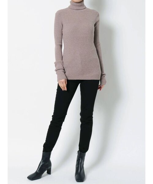 LAGUNAMOON（ラグナムーン）の「ベーシックリブタートルネックプルオーバー（ニット/セーター・レディース・アイボリー/ブラック/マスタード/モカ・FREE）」の10枚目の写真