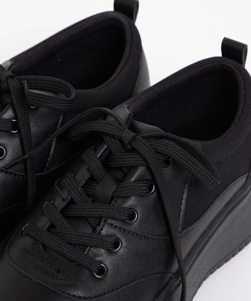 WEGO（ウィゴー）の「WEGO/ライトソールスニーカー（スニーカー・レディース・ホワイト/ブラック・SMALL/MEDIUM/LARGE）」の3枚目の写真