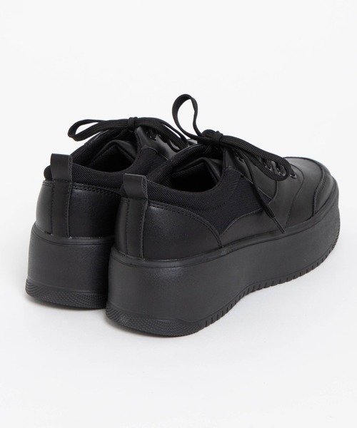 WEGO（ウィゴー）の「WEGO/ライトソールスニーカー（スニーカー・レディース・ホワイト/ブラック・SMALL/MEDIUM/LARGE）」の6枚目の写真