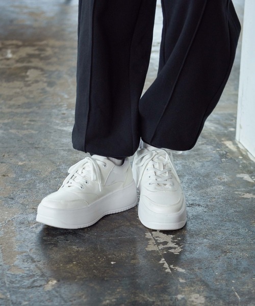 WEGO（ウィゴー）の「WEGO/ライトソールスニーカー（スニーカー・レディース・ホワイト/ブラック・SMALL/MEDIUM/LARGE）」の19枚目の写真