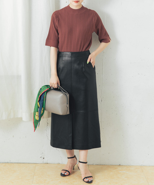 URBAN RESEARCH ROSSO（アーバンリサーチロッソ）の「フロントスリットフェイクレザータイトスカート（スカート・レディース・ブラック・38/36）」の5枚目の写真