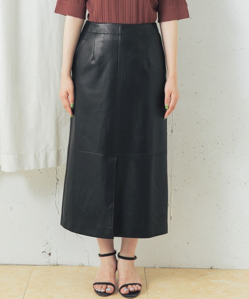 URBAN RESEARCH ROSSO（アーバンリサーチロッソ）の「フロントスリットフェイクレザータイトスカート（スカート・レディース・ブラック・38/36）」の6枚目の写真