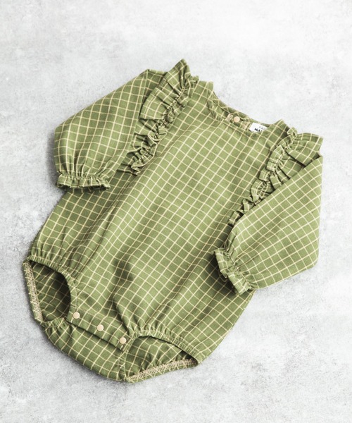 pairmanon（ペアマノン）の「【ベビー】フロントフリル長袖ロンパース（ロンパース・キッズ・ブルー/ライトグリーン/モスグリーン/モカ/ホワイト系その他/ベージュ系その他/ライトイエロー/オレンジ系その他/ブルーグリーン/グレイッシュベージュ/サーモンピンク/ホワイト系その他2/ホワイト系その他7/グレー系その他5/ベージュ系その他2/ベージュ系その他6/ベージュ系その他7/ブルー系その他2/ブルー系その他3・80/70）」の13枚目の写真