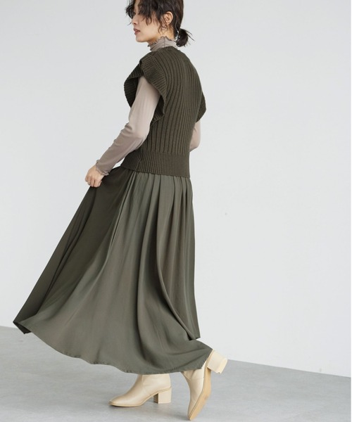 armonia(アルモニーア)の「armonia・フリルニットセットワンピース*(ワンピース・レディース・グレー/カーキ・FREE)」の1枚目の写真