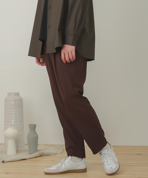 SENSE OF PLACE by URBAN RESEARCH（センスオブプレイスバイアーバンリサーチ）の「『セットアップ対応』『Sサイズ/WEB・一部店舗限定』ダブルタックテーパードスラックス（スラックス・メンズ・ブラウン/ライトベージュ/ブラック/チャコールグレー/ライトブルー/ボルドー・MEDIUM/SMALL/LARGE）」の17枚目の写真
