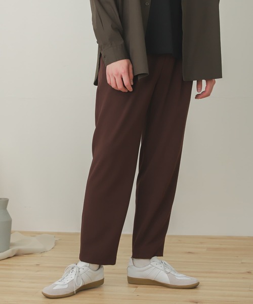 SENSE OF PLACE by URBAN RESEARCH（センスオブプレイスバイアーバンリサーチ）の「『セットアップ対応』『Sサイズ/WEB・一部店舗限定』ダブルタックテーパードスラックス（スラックス・メンズ・ブラウン/ライトベージュ/ブラック/チャコールグレー/ライトブルー/ボルドー・MEDIUM/SMALL/LARGE）」の6枚目の写真