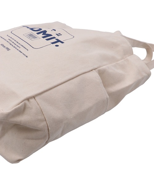 SPINNS(スピンズ)の「ロゴデザインキャンバストートバッグ(トートバッグ・レディース・ホワイト×ブルー/ブルー・ONESIZE)」の12枚目の写真