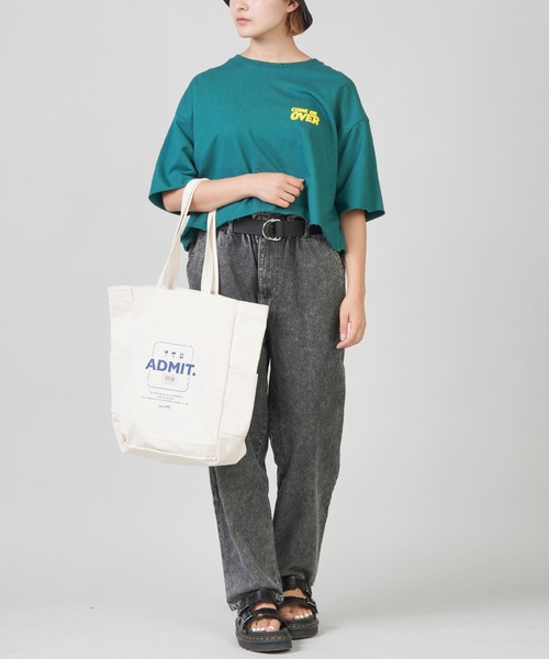 SPINNS(スピンズ)の「ロゴデザインキャンバストートバッグ(トートバッグ・レディース・ホワイト×ブルー/ブルー・ONESIZE)」の16枚目の写真