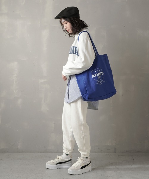 SPINNS(スピンズ)の「ロゴデザインキャンバストートバッグ(トートバッグ・レディース・ホワイト×ブルー/ブルー・ONESIZE)」の19枚目の写真