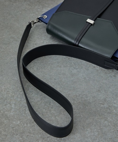 UNITED TOKYO（ユナイテッドトウキョウ）の「イクリプスハンドバッグ（ハンドバッグ・レディース・ブラック/ブラウン・FREE）」の11枚目の写真