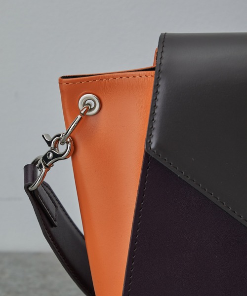 UNITED TOKYO（ユナイテッドトウキョウ）の「イクリプスハンドバッグ（ハンドバッグ・レディース・ブラック/ブラウン・FREE）」の13枚目の写真