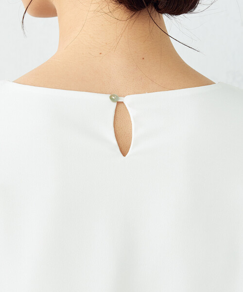 COMME CA ISM（コムサイズム）の「カットジャカード　ブラウス（シャツ/ブラウス・レディース・ホワイト・SMALL/MEDIUM/LARGE）」の14枚目の写真