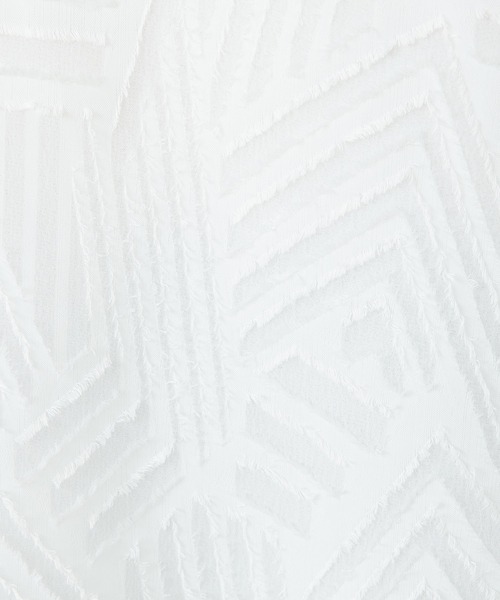 COMME CA ISM（コムサイズム）の「カットジャカード　ブラウス（シャツ/ブラウス・レディース・ホワイト・SMALL/MEDIUM/LARGE）」の2枚目の写真