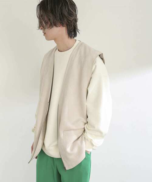 SENSE OF PLACE by URBAN RESEARCH(センスオブプレイスバイアーバンリサーチ)の「エコスエードベスト(その他アウター・メンズ・ブラック/ライトベージュ・MEDIUM/LARGE)」の1枚目の写真