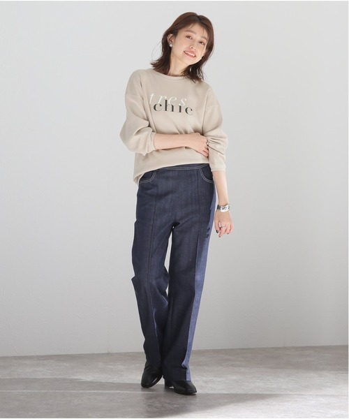 La TOTALITE（ラトータリテ）の「ロゴプリントプルオーバー【手洗い可能】（Tシャツ/カットソー・レディース・ネイビー/ベージュ・FREE）」の3枚目の写真
