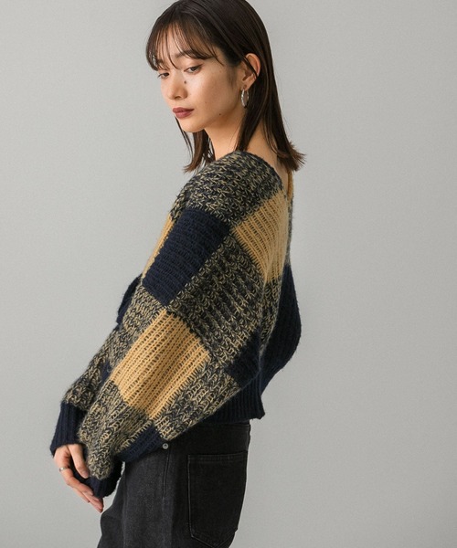 KBF（ケイビーエフ）の「BIGチェックショートカーディガン（カーディガン/ボレロ・レディース・ブルー系その他/ベージュ系その他/パープル系その他・ONE）」の8枚目の写真