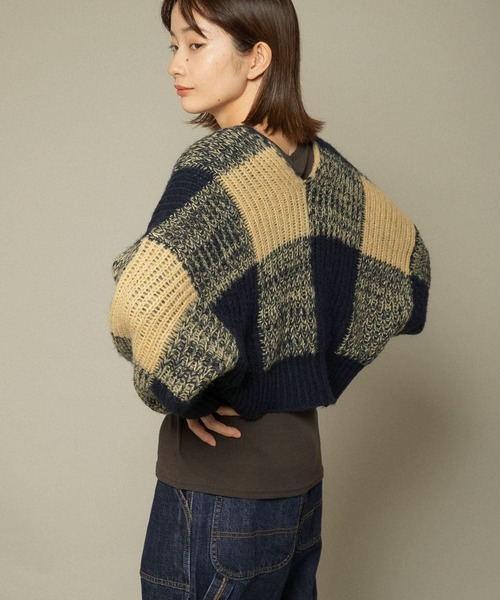 KBF（ケイビーエフ）の「BIGチェックショートカーディガン（カーディガン/ボレロ・レディース・ブルー系その他/ベージュ系その他/パープル系その他・ONE）」の18枚目の写真