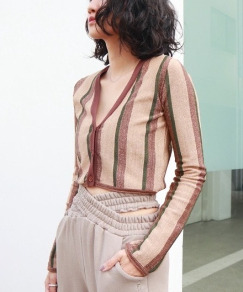 FIG&VIPER(フィグアンドバイパー)の「ラメストライプニットTOP(ニット/セーター・レディース・ベージュ/オレンジ・FREE)」の18枚目の写真