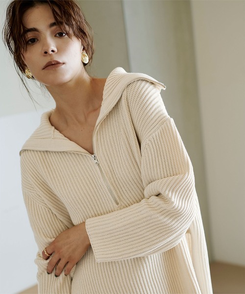 UR'S(ユアーズ)の「ハーフジップニットプルオーバー(ニット/セーター・レディース・モカ/アイボリー/ブルー・S/M/L)」の4枚目の写真