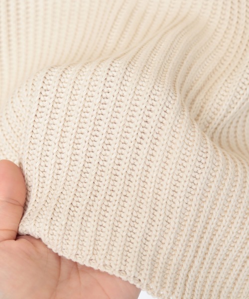 UR'S(ユアーズ)の「ハーフジップニットプルオーバー(ニット/セーター・レディース・モカ/アイボリー/ブルー・S/M/L)」の6枚目の写真