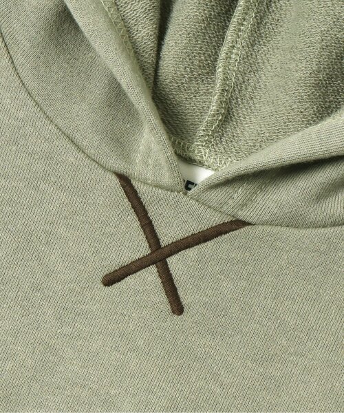 BREEZE by saori（ブリーズバイサオリ）の「WEB限定　フードロゴパーカー 大人用 by saori（パーカー・レディース・ブラック/カーキ/グレー・MEDIUM）」の22枚目の写真