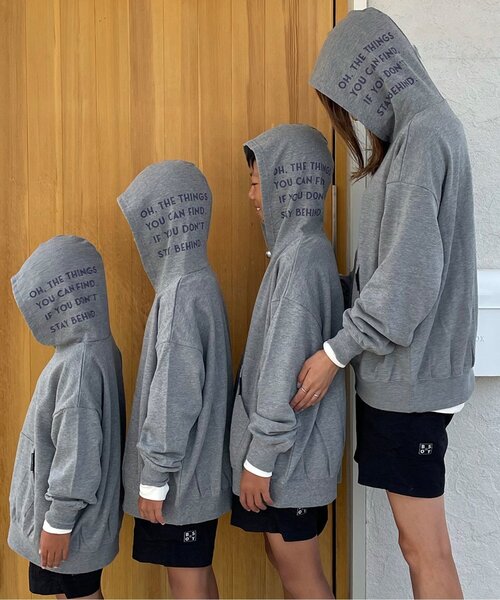 BREEZE by saori（ブリーズバイサオリ）の「WEB限定　フードロゴパーカー 大人用 by saori（パーカー・レディース・ブラック/カーキ/グレー・MEDIUM）」の13枚目の写真