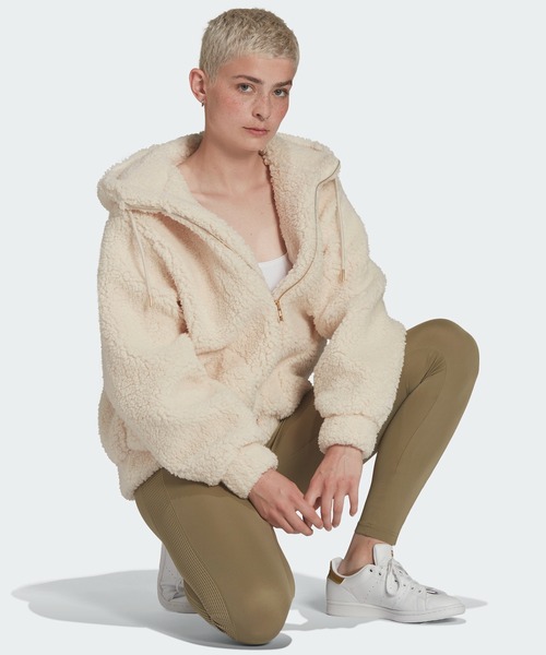 adidas（アディダス）の「シェルパ ジャケット [SHERPA JACKET] アディダスオリジナルス（ブルゾン・レディース・アイボリー/ブラック・SMALL/MEDIUM/LARGE/X-LARGE/XX-LARGE/X-SMALL）」の9枚目の写真