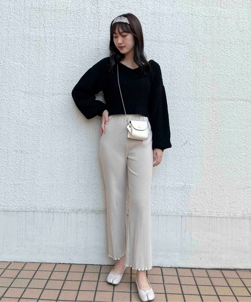 EPIMI E'PIMMY（エピミエピミー）の「前後2wayモールニットプルオーバー（ニット/セーター・レディース・ブラック/エンジ/ベージュ/オフホワイト/ブルー・MEDIUM）」の20枚目の写真