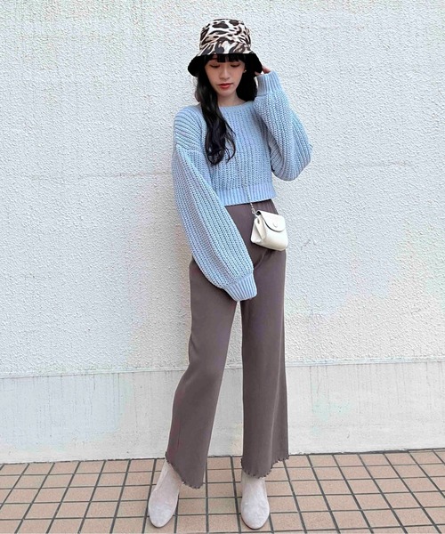 EPIMI E'PIMMY（エピミエピミー）の「前後2wayモールニットプルオーバー（ニット/セーター・レディース・ブラック/エンジ/ベージュ/オフホワイト/ブルー・MEDIUM）」の7枚目の写真