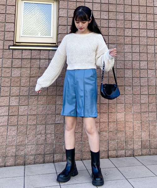 EPIMI E'PIMMY（エピミエピミー）の「前後2wayモールニットプルオーバー（ニット/セーター・レディース・ブラック/エンジ/ベージュ/オフホワイト/ブルー・MEDIUM）」の11枚目の写真