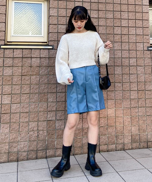 EPIMI E'PIMMY（エピミエピミー）の「前後2wayモールニットプルオーバー（ニット/セーター・レディース・ブラック/エンジ/ベージュ/オフホワイト/ブルー・MEDIUM）」の6枚目の写真