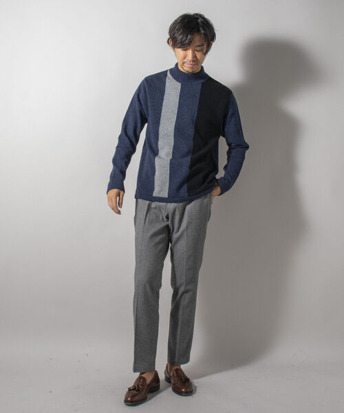 Stutostein Nolley's(シュテットシュタインノーリーズ)の「モックネック プルオーバーニット 日本製 (※無地も柄も上品に決まる一枚着ニット)(ニット/セーター・メンズ・ブラウン系その他3/ベージュ/ネイビー系3/ブラック・M/L/XL/LARGE/X-LARGE/MEDIUM)」の9枚目の写真