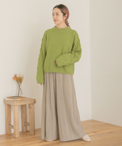 ITEMS URBANRESEARCH（アイテムズ アーバンリサーチ）の「プリーツワイドパンツ（その他パンツ・レディース・ブラック/ブルー/グレー系その他/オリーブ・FREE）」の10枚目の写真