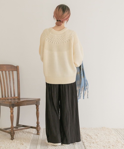 ITEMS URBANRESEARCH（アイテムズ アーバンリサーチ）の「プリーツワイドパンツ（その他パンツ・レディース・ブラック/ブルー/グレー系その他/オリーブ・FREE）」の19枚目の写真