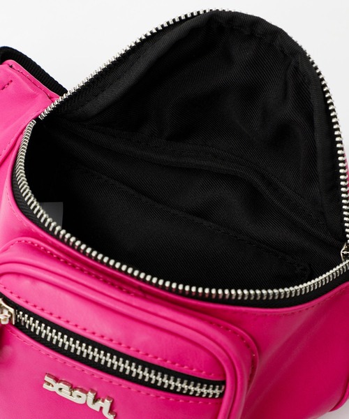X-girl（エックスガール）の「FAUX LEATHER HIP BAG（ボディバッグ/ウエストポーチ・レディース・ライトグリーン/ピンク/ブラック・ONE SIZE）」の10枚目の写真
