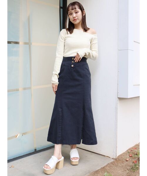 MURUA(ムルーア)の「ヨークボタンスリットスカート(スカート・レディース・ブラック/ベージュ・1/2)」の17枚目の写真