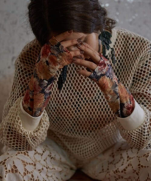 FUMIE TANAKA（フミエタナカ）の「【FUMIE=TANAKA/フミエタナカ】別注プリントスルーロングTシャツ（Tシャツ/カットソー・レディース・ブラック/グリーン/ピンク/オレンジ・2/1）」の14枚目の写真