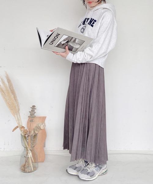 AS KNOW AS plus（アズノゥアズプラス）の「●変形アコーディオンスカート（スカート・レディース・アイボリー/チャコールグレー/グレイッシュベージュ/ライトカーキ/スモークピンク・FREE）」の16枚目の写真